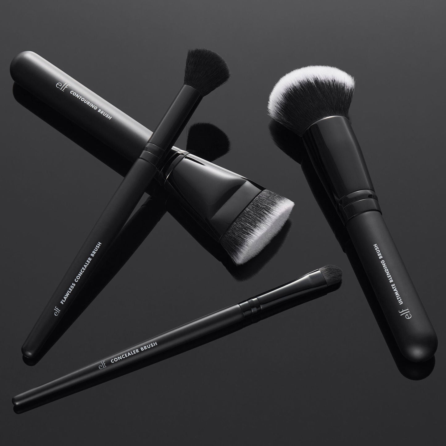 foundation-and-concealer-brush-set-s7 12142020_ComplexionPerfection-FaceBrush_0028_FocusBracket-MAIN_V2_IGF.jpg