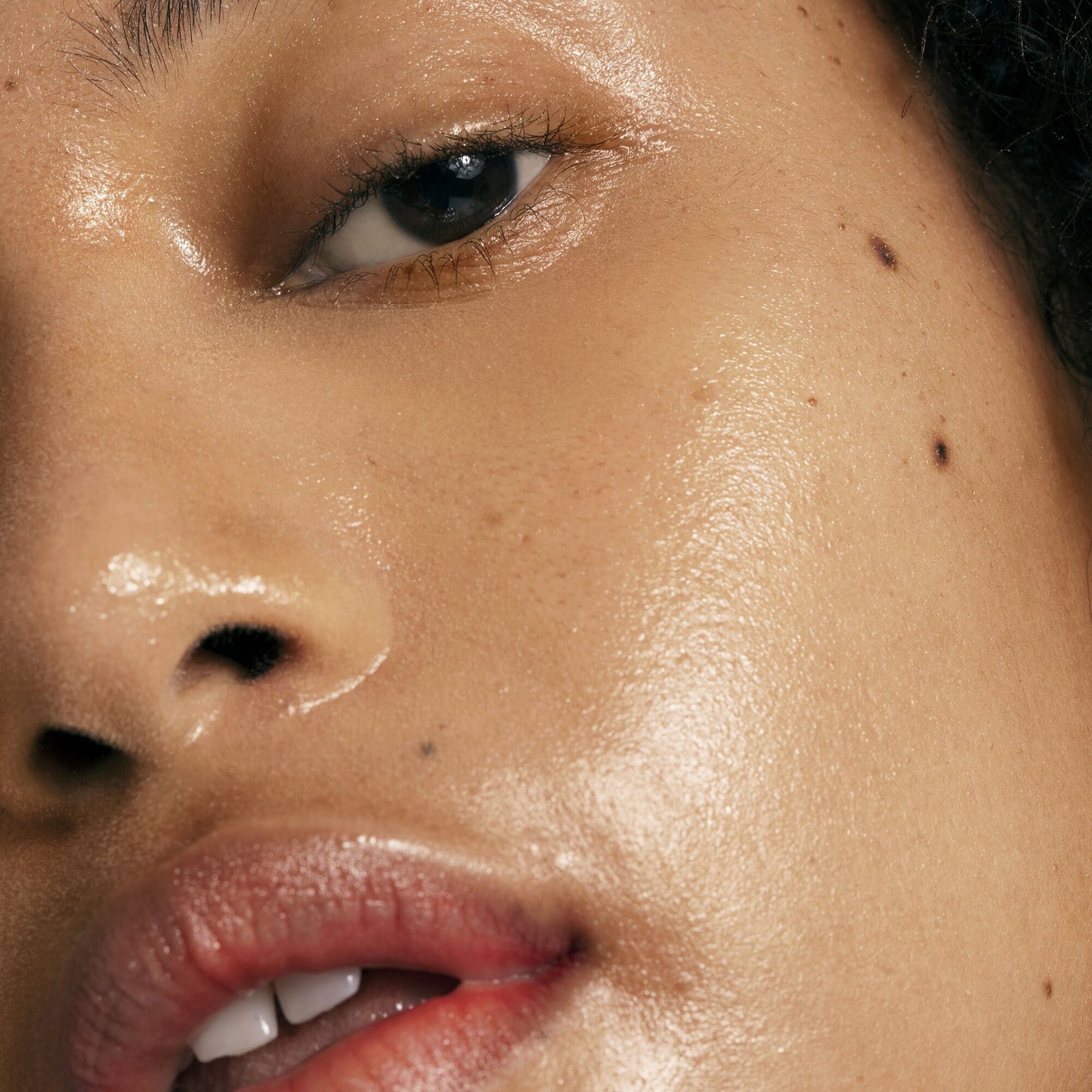 pure-skin-toner-h1 0122_Elf-Pure_Cindy_002_IGF.jpg