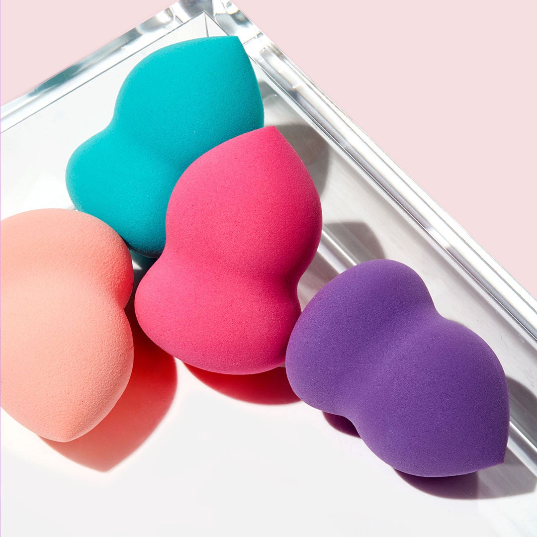 blending-sponge-peach-q5 0619_SocialIGF_Sponges4.jpg