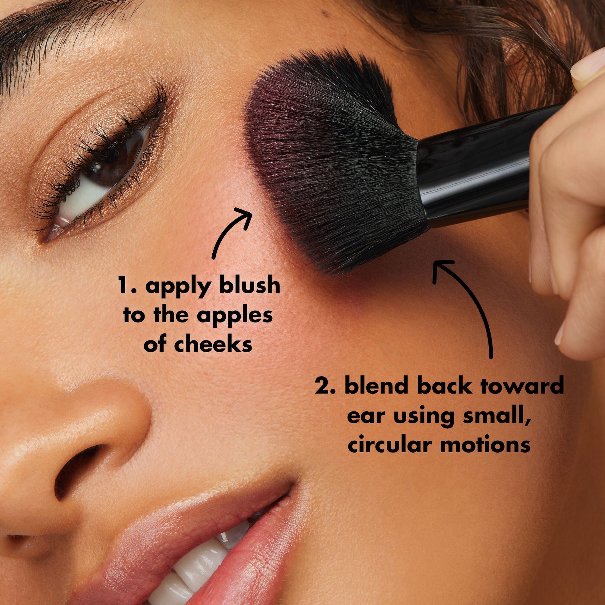angled-blush-brush-k7 0823_PDP_BRUSHES_ANGLED_BLUSH_HOW-TO.jpg