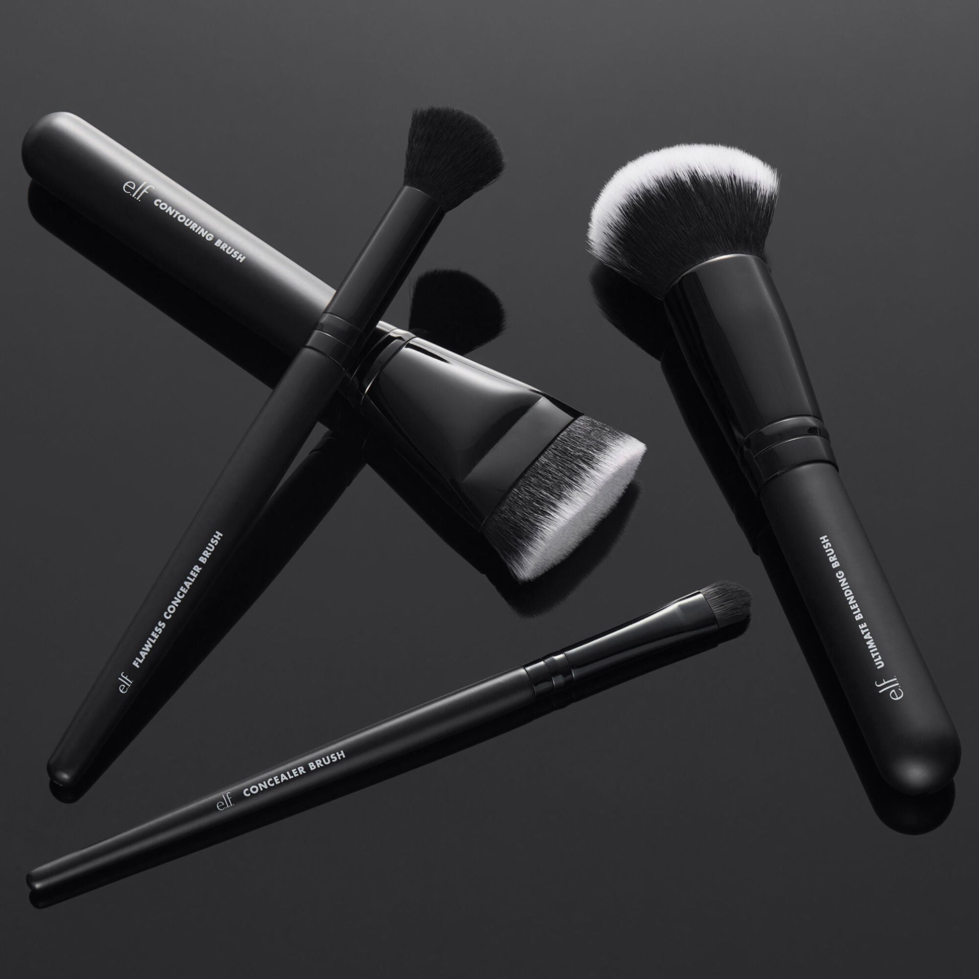 foundation-and-concealer-brush-set-s7 12142020_ComplexionPerfection-FaceBrush_0028_FocusBracket-MAIN_V2_IGF.jpg