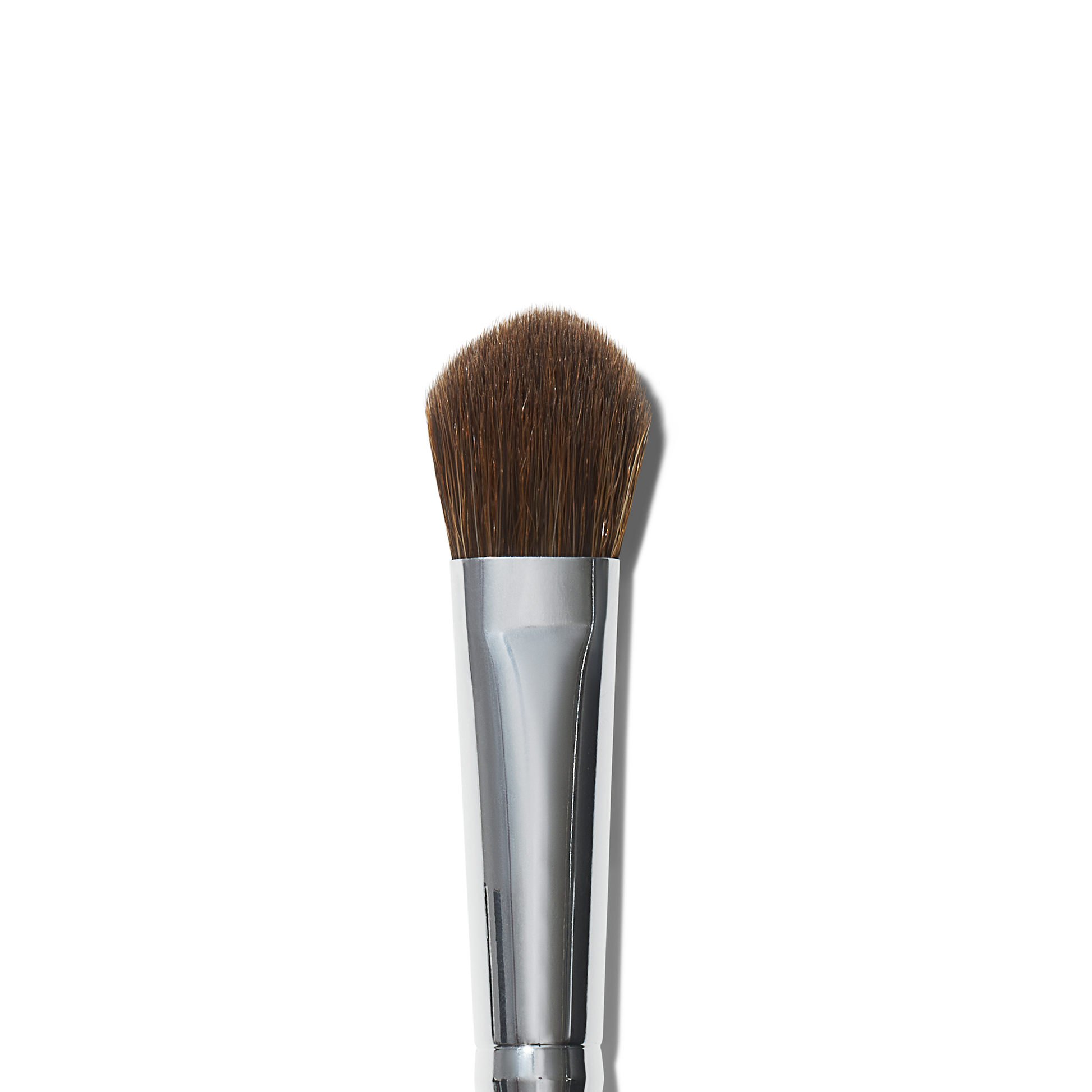 wide-tapered-eyeshadow-brush-i4 21994_MACRO_R.png