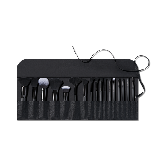 17-piece-ultimate-makeup-brush-set-and-travel-roll-b3 84673_TravBrushSet_AllBrush__590_OPEN_V3_R_R.png