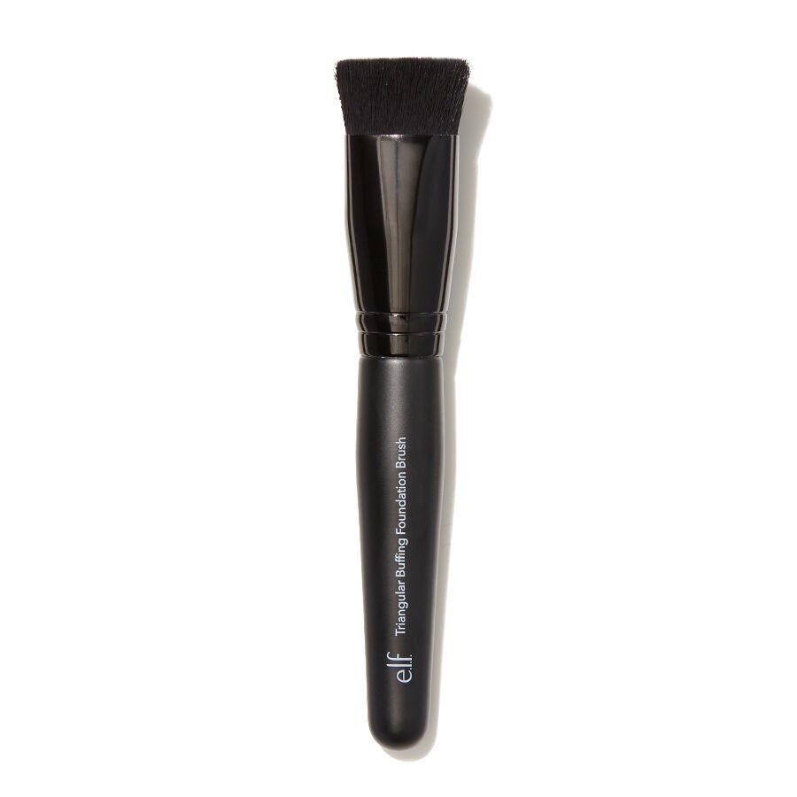 triangular-buffing-foundation-brush-c5 85106_a_TriangularBuffingFoundationBrushwebA.jpg