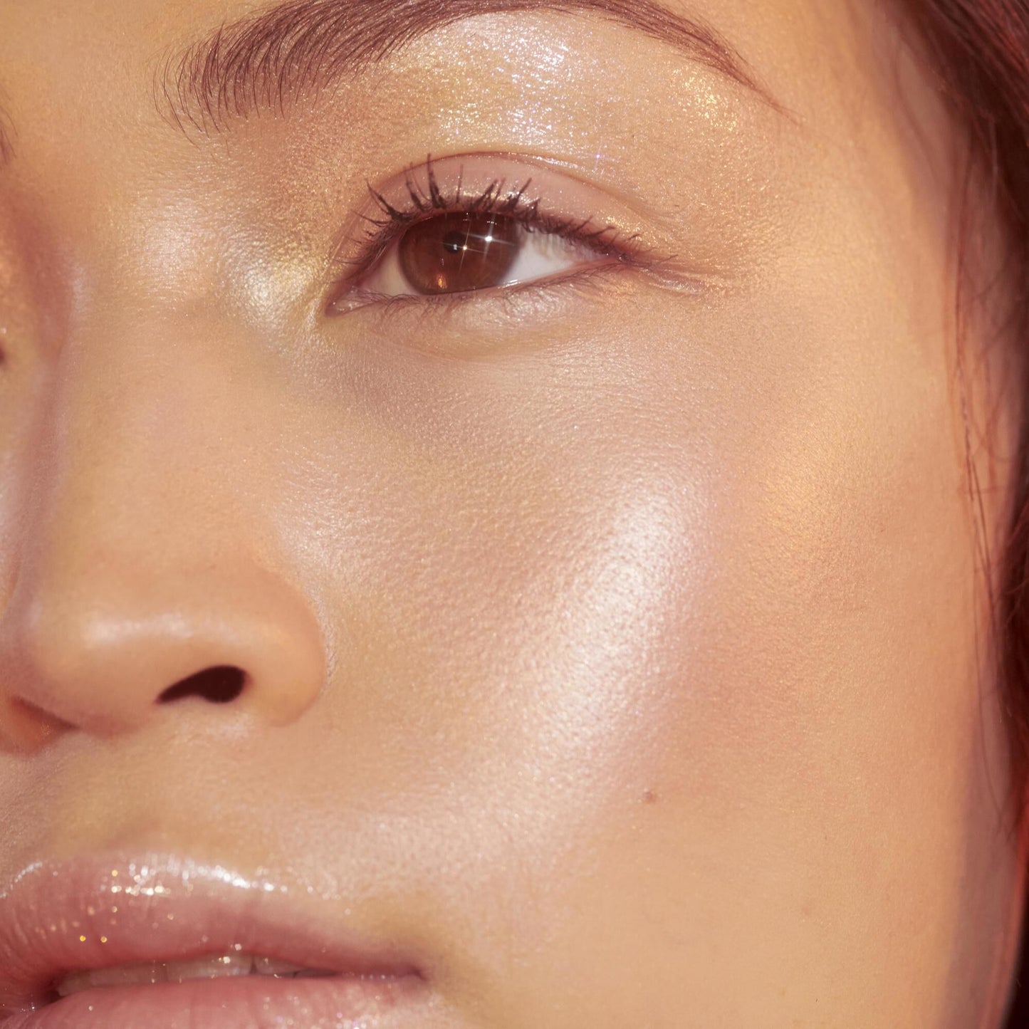 highlighter-brush-h9 crystal_OM_Jacqueline_782_square.jpg